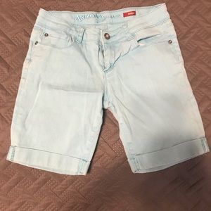 Arizona jean brand light blue Bermuda shorts 10.5